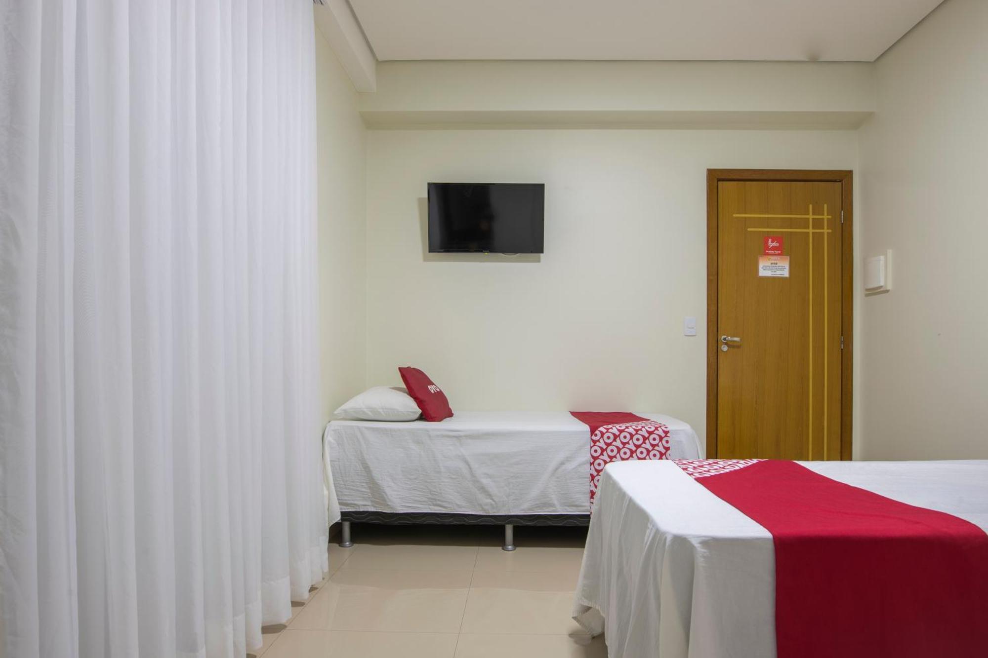 Hotel Oyo Tropical Confort Hotel, Brasilia